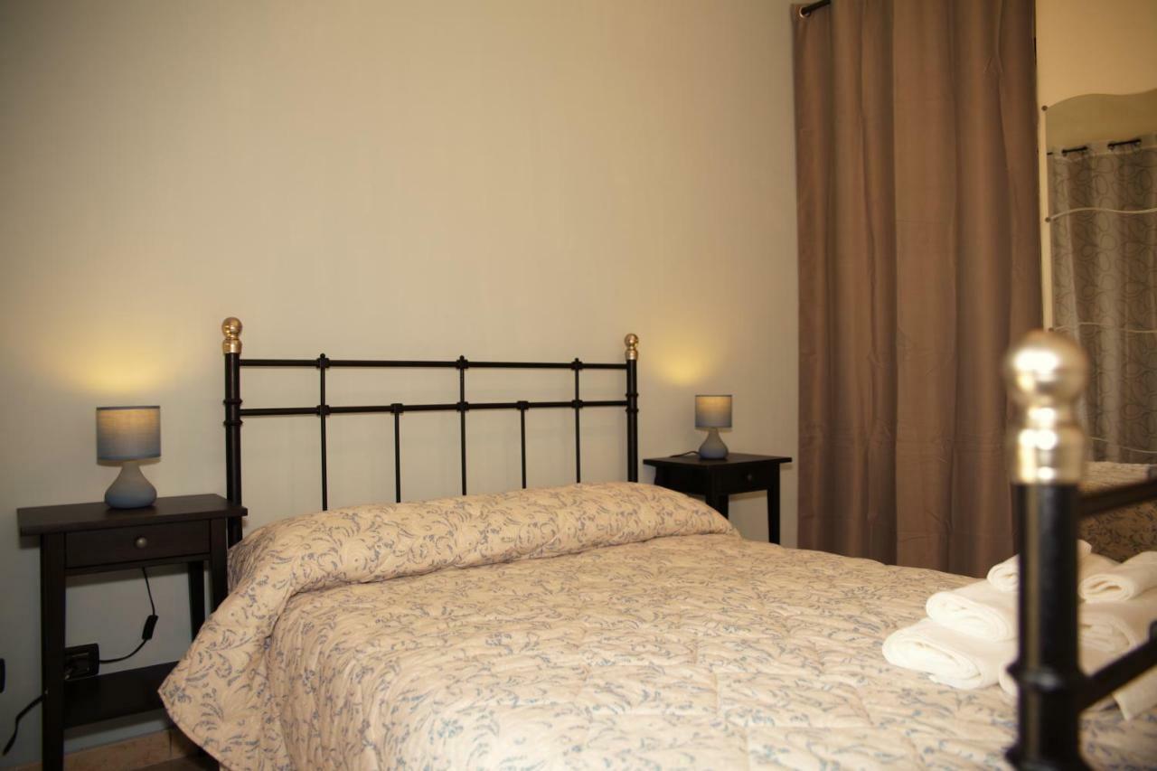 Bnb Donnalaura Carini Zewnętrze zdjęcie